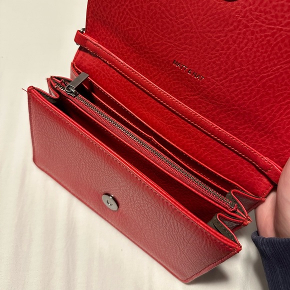 Red Matt & Nat Vegan Leather Crossbody - Picture 3 of 7